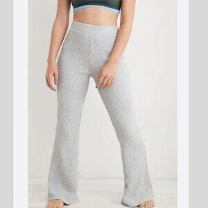 Aerie Grey Waffle Knit Flare Leggings Pants High Waisted Pull On Gray Lounge XS